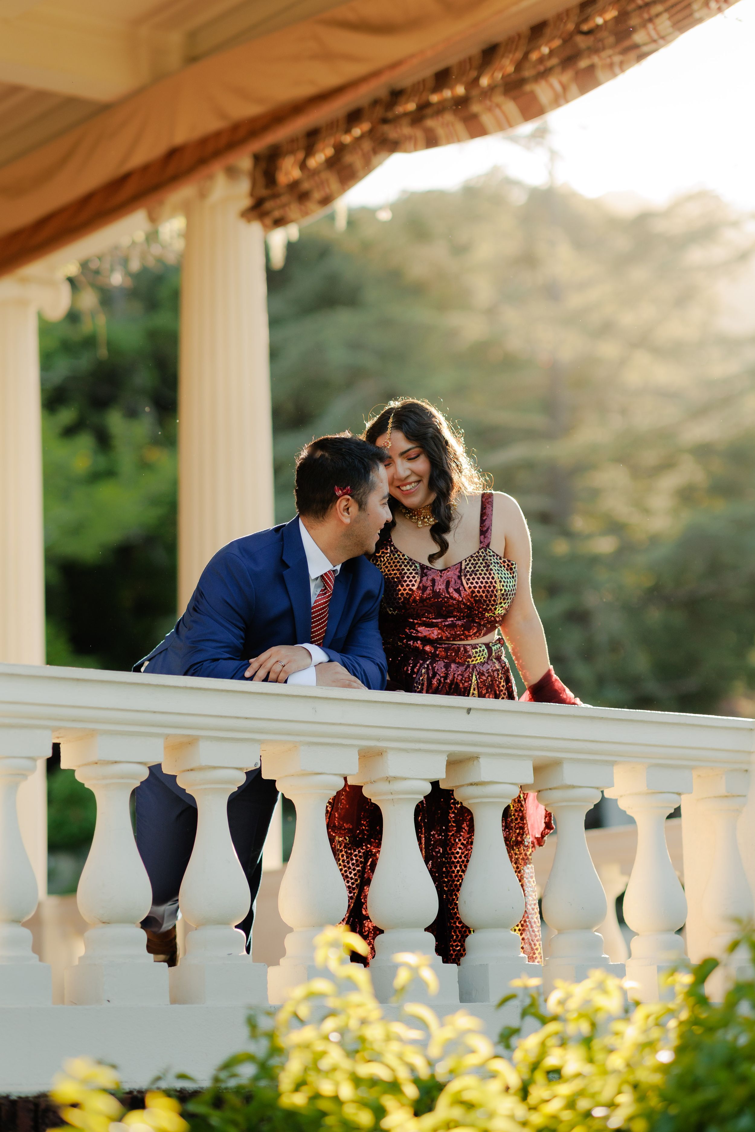 A couple in warm afternoon light, photographed by Nate